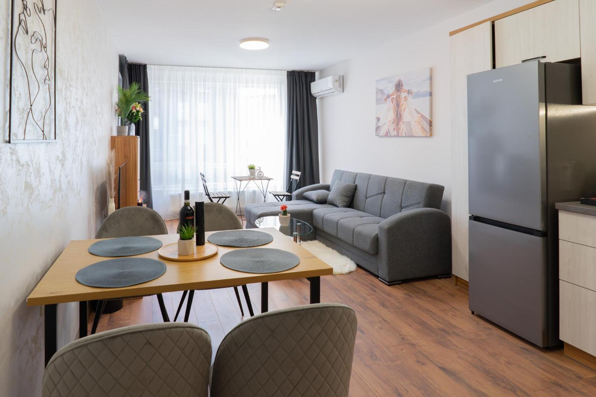 New Modern & Cozy Apartment With Free Private Parking And Ev Charging Station Warna Zewnętrze zdjęcie